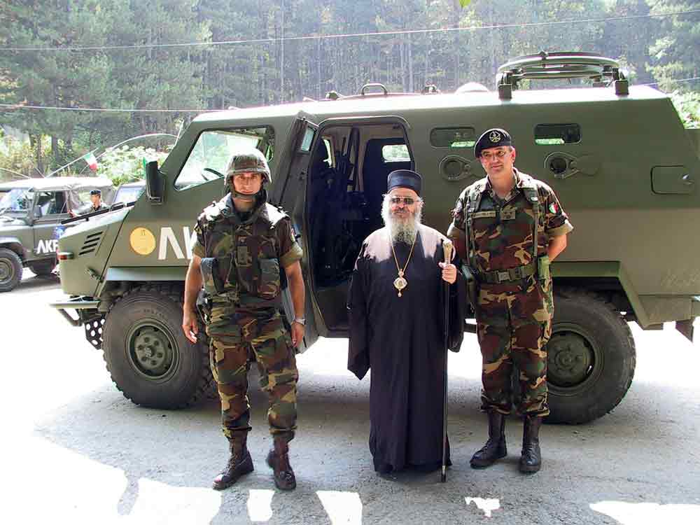 [Слика: im005.jpg]