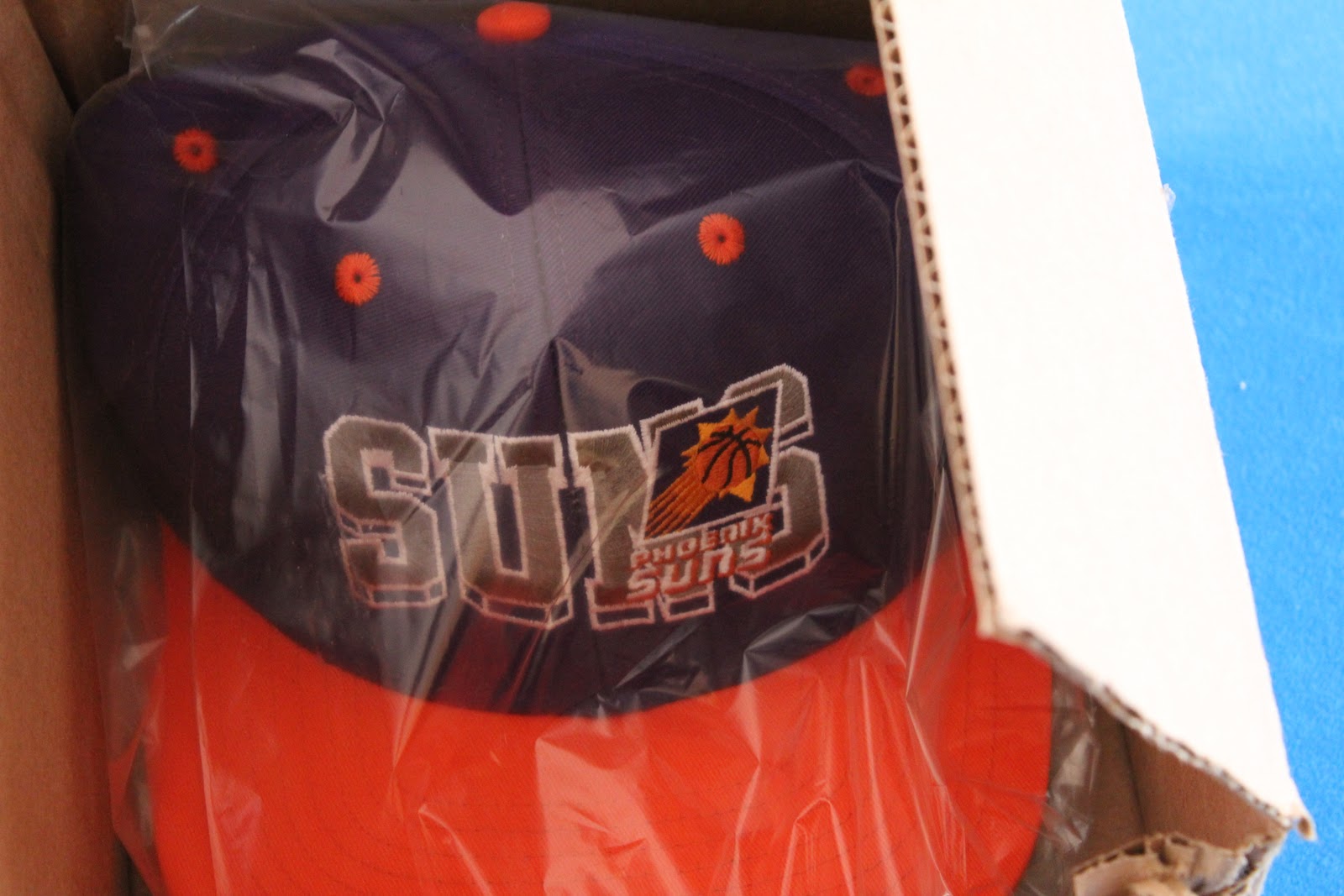 How+to+spot+fake+tisa+hats