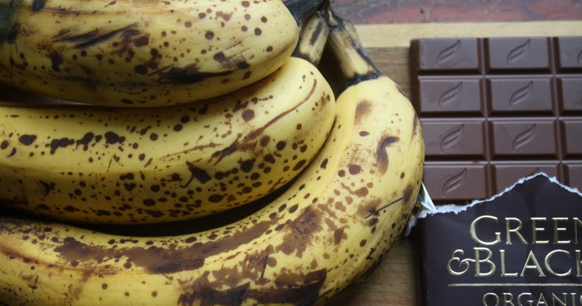 Sparrows & Spatulas Banana Bread with Chocolate and Rum (Just a Pinch)!