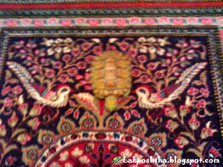 My Res on beautiful Persian Carpet , Iran have the most beautiful carpet in world. My Res love slide on it and see its images.<br />