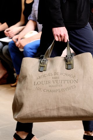 In LVoe with Louis Vuitton: Louis Vuitton Men's Spring Summer 2011: The Bags