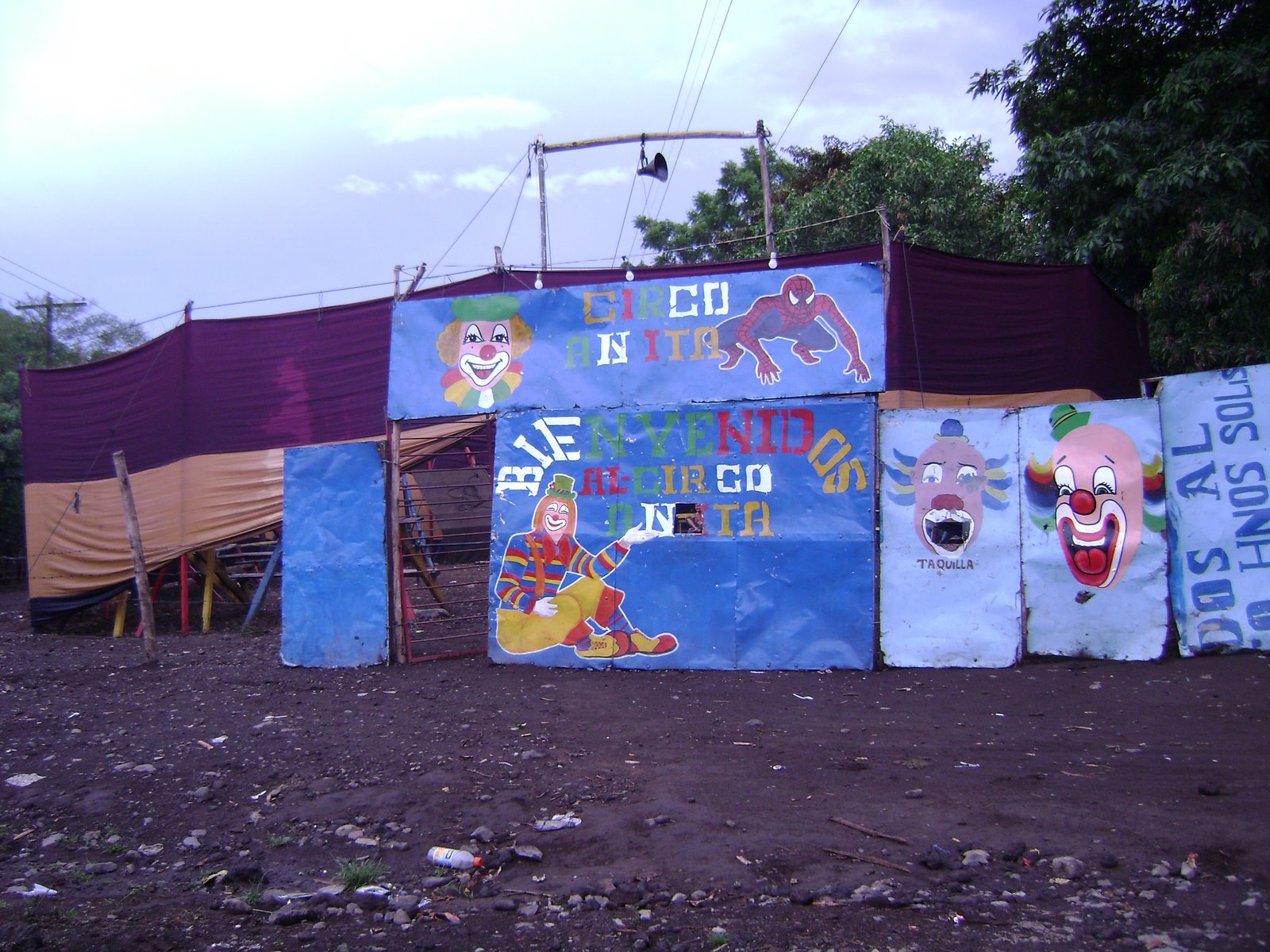[DSC00038.JPG]
