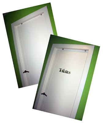 como decorar una puerta de interior con adhesivos de espejo