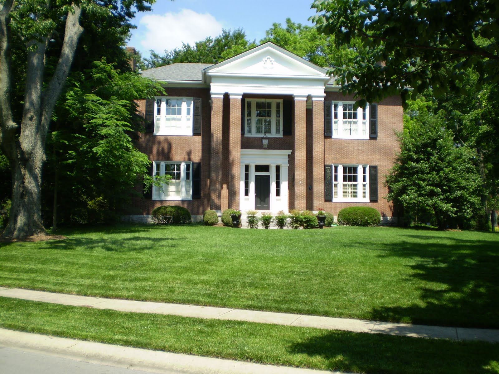 My Old Kentucky Back Roads Hartland MansionFayette County