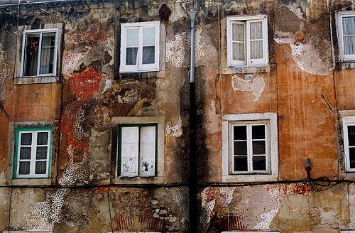 [CASAS+VELHAS.jpg]