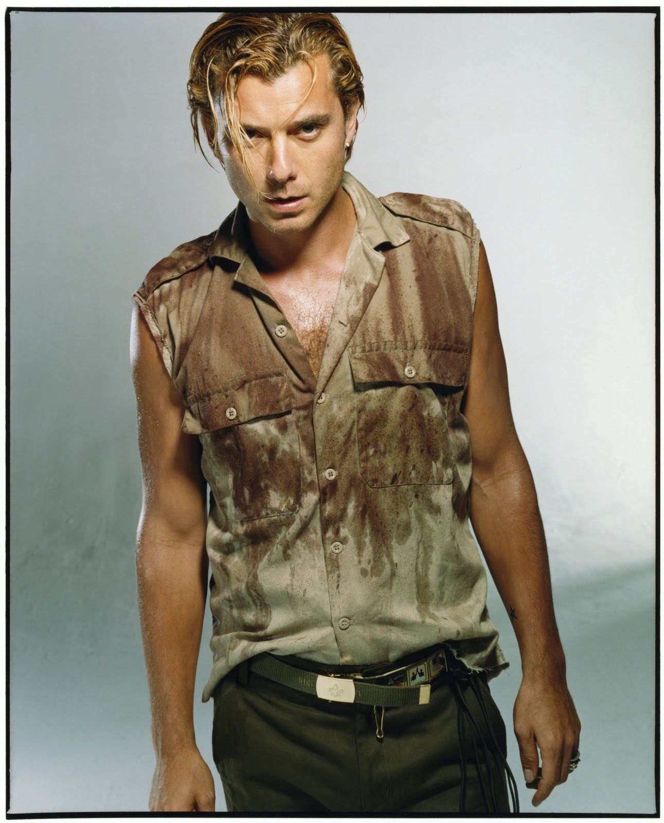 http://2.bp.blogspot.com/__6YKWNNe_M4/TUVq3WgyEBI/AAAAAAAAAYI/-TxKsyDaB78/s1600/gavin_rossdale-11942.jpg