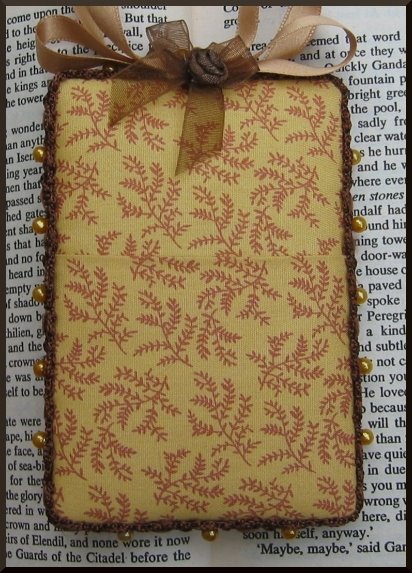 [PinkeepForHarmienBack.jpg]