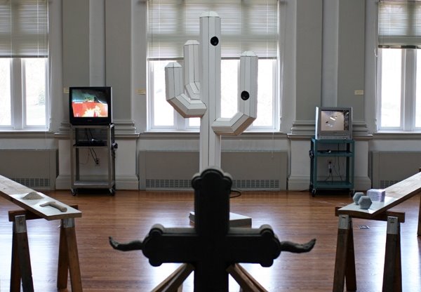 [22_grey-vibrations.jpg]