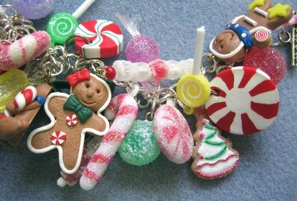 [CRAFTYMULE+CHRISTMAS+BRACELET.jpg]