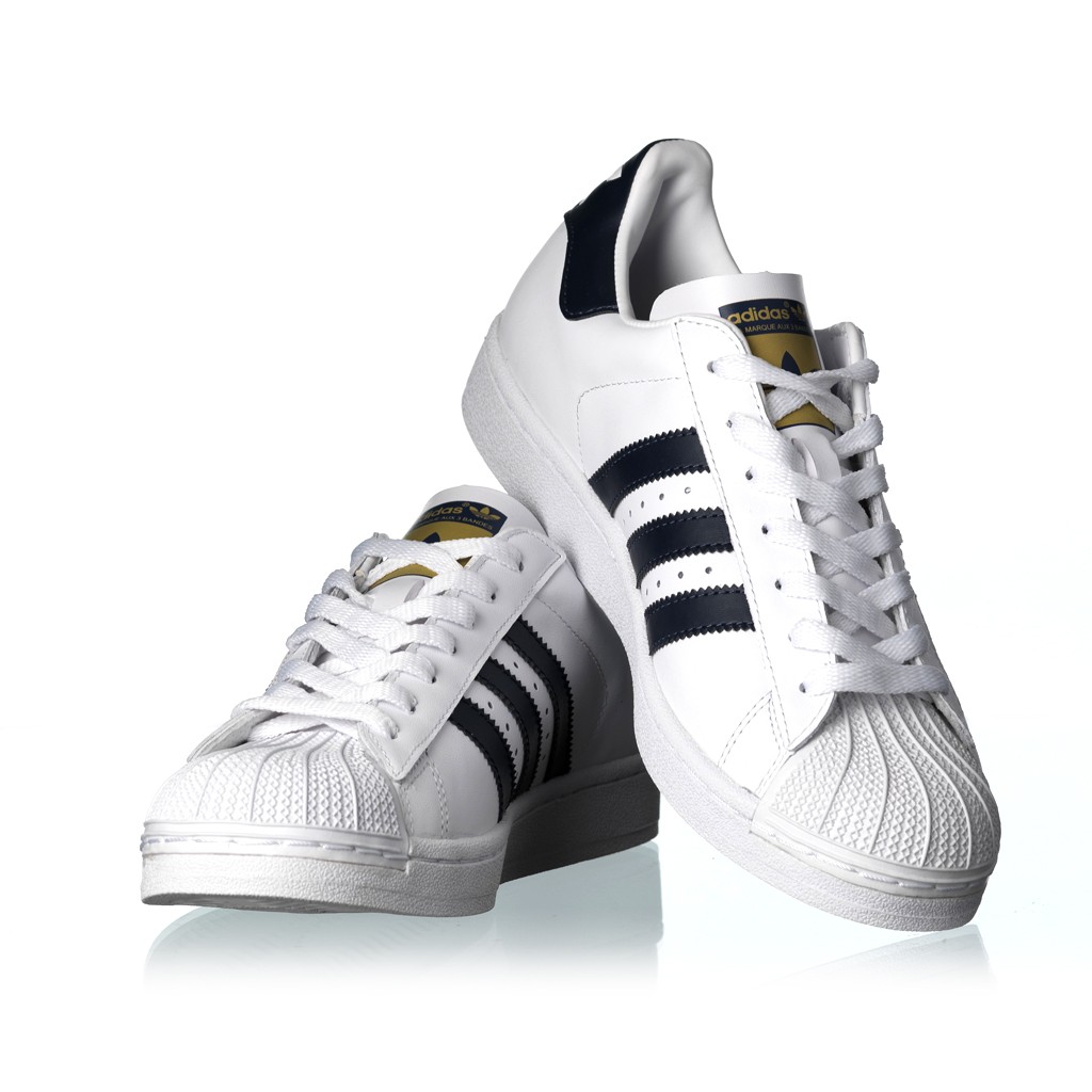 chaussure nike superstar