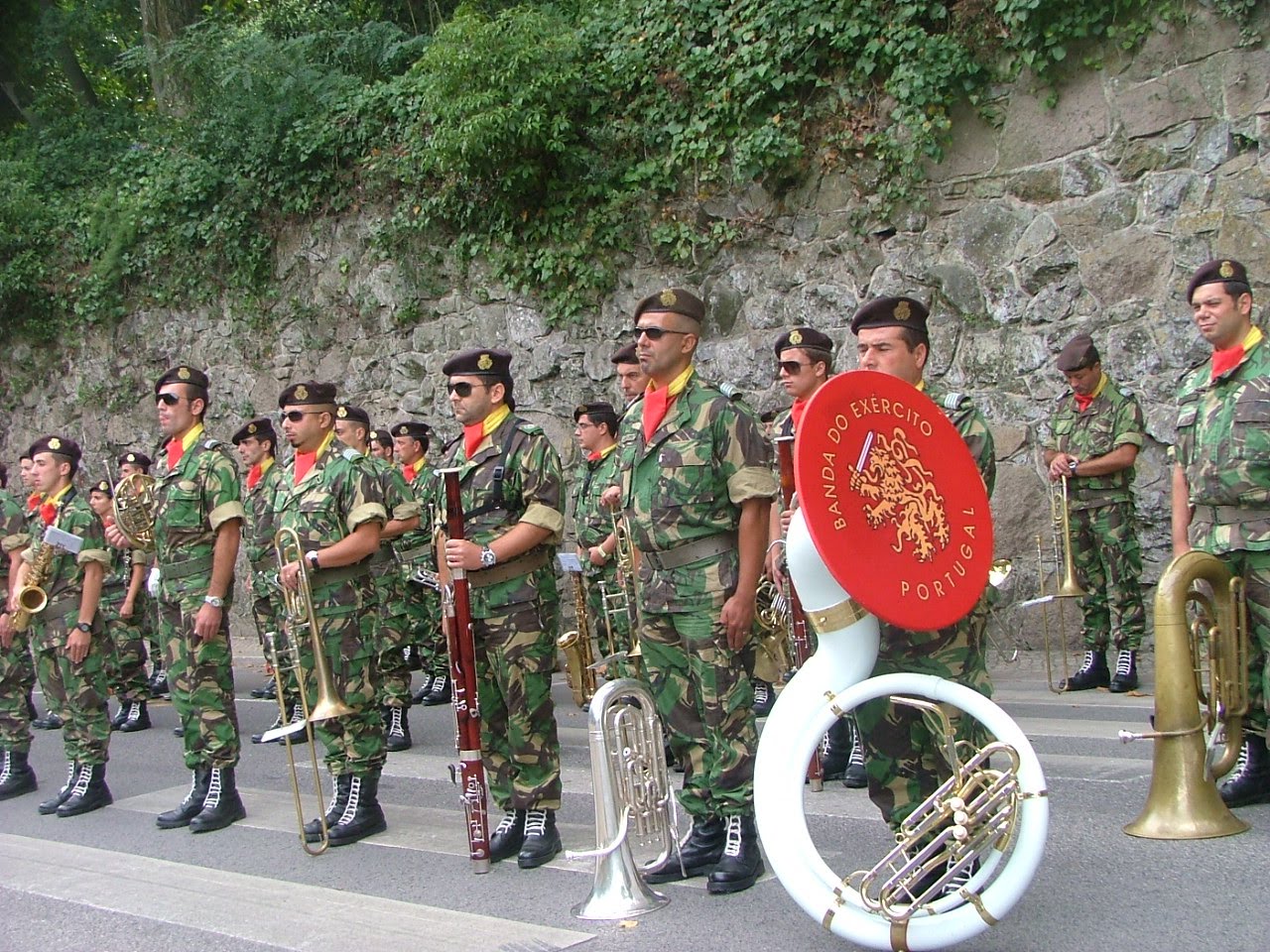 [militar1.JPG]