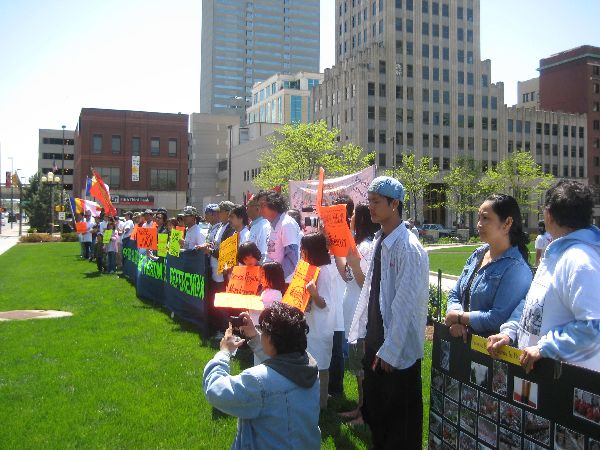 [Protestagainstreferendum+028.jpg]