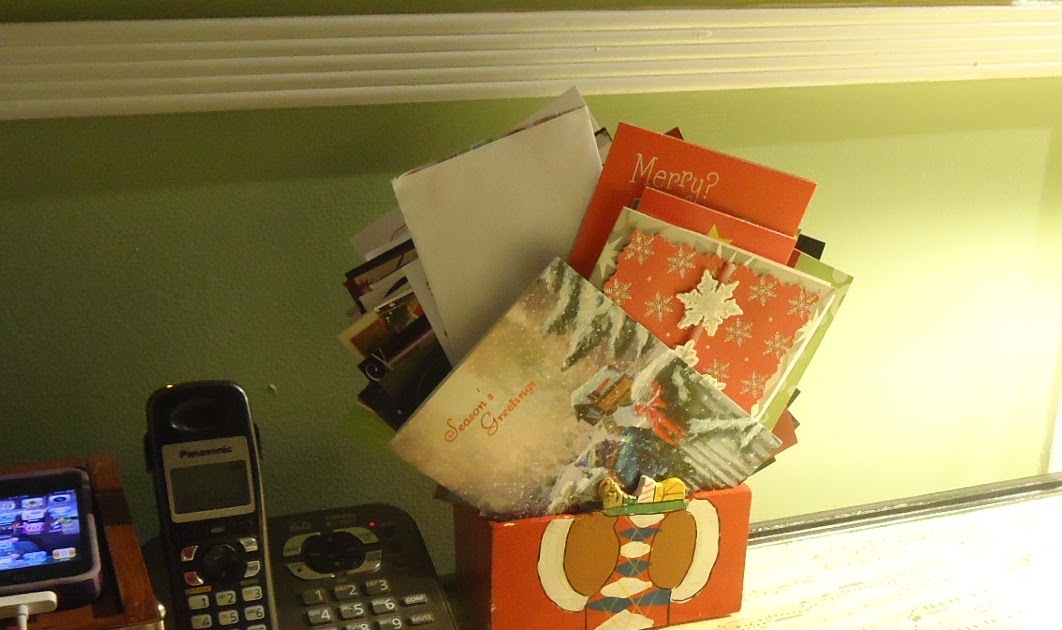 What to do with all those Christmas cards&hellip;. | Organizing Made Fun: What to do with all those