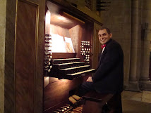Dr  LUIS CERQUEIRA, ORGANISTA