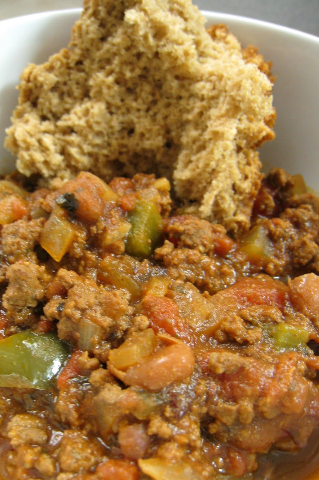 Eat, Explore & Enjoy Chili & Whole Wheat Beer Bread