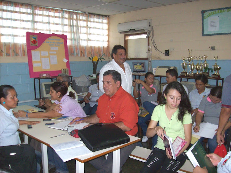 MESA DE TRABAJO: V FERIA NAVIDEÑA