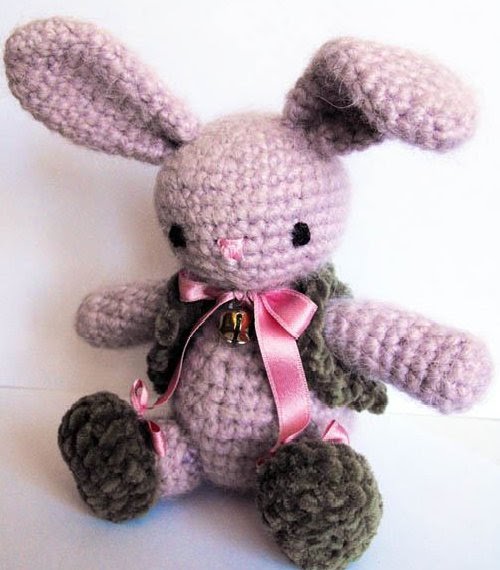 2000 Free Amigurumi Patterns: Bunny