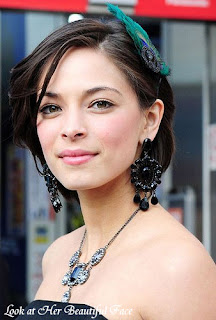 Kristin Kreuk Beautiful Face