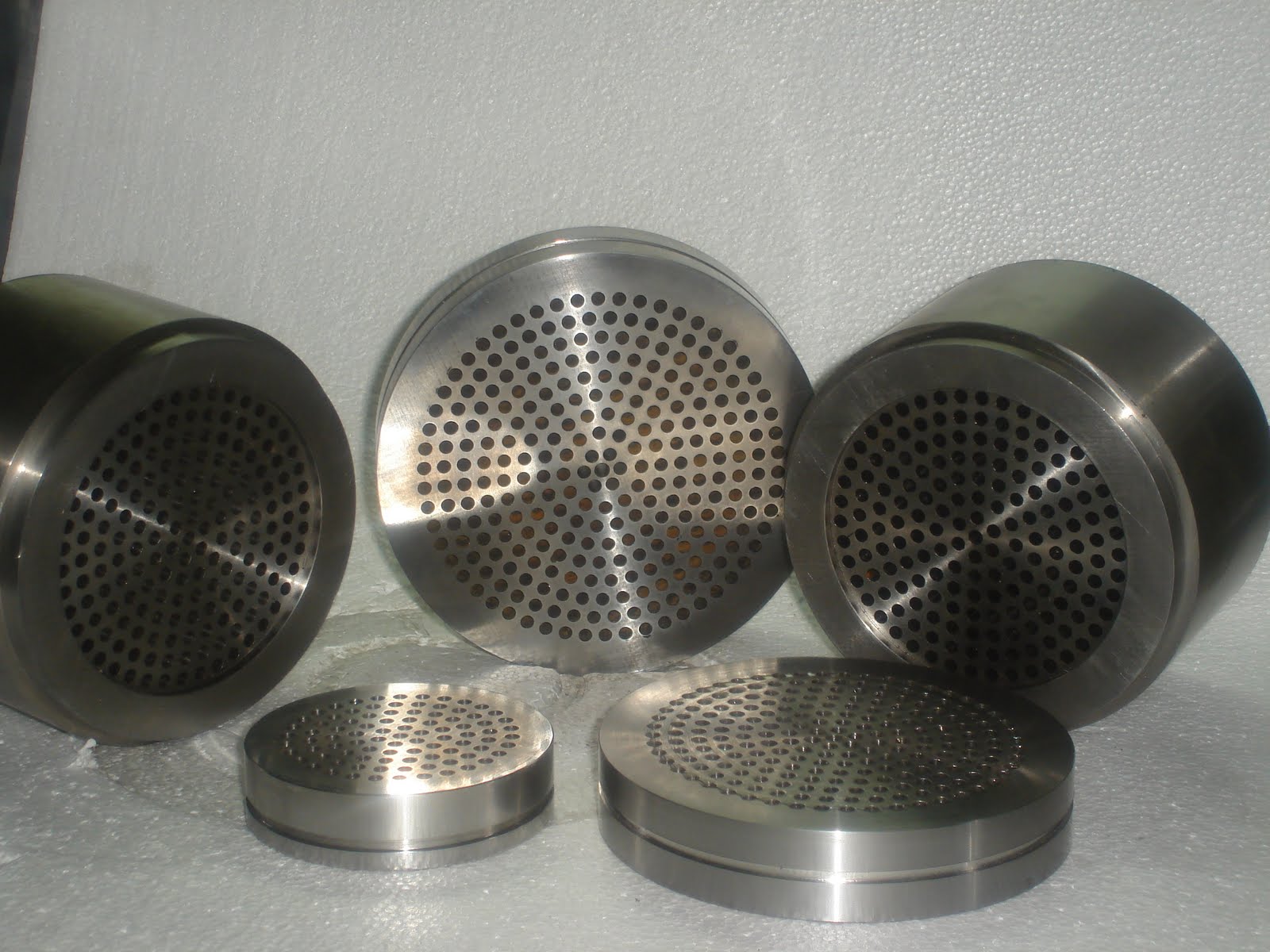 Extrusion Breakerplates Extrusion Breaker Plates