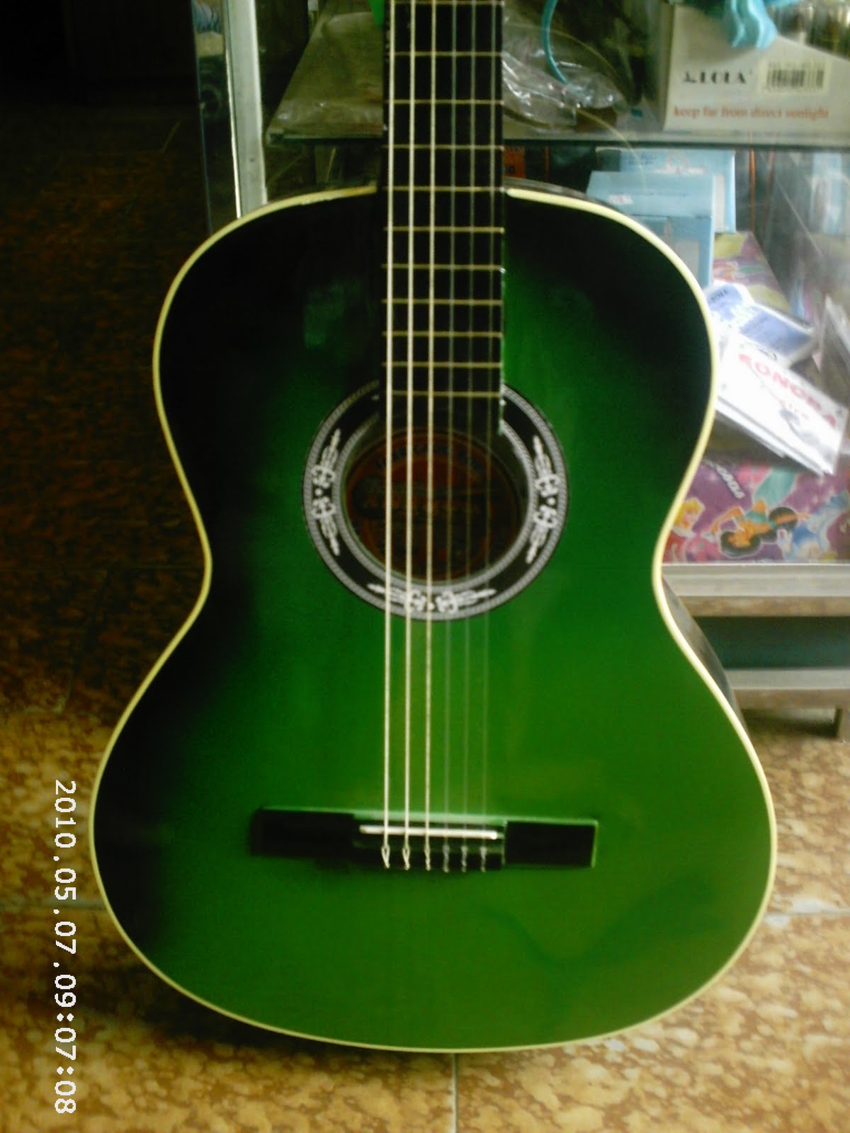 Tu Tienda Atamaica Guitarras Acusticas, Modelo Clasicas. Precio 400bsF