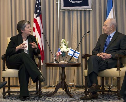 Airport+security+check+pregnancy