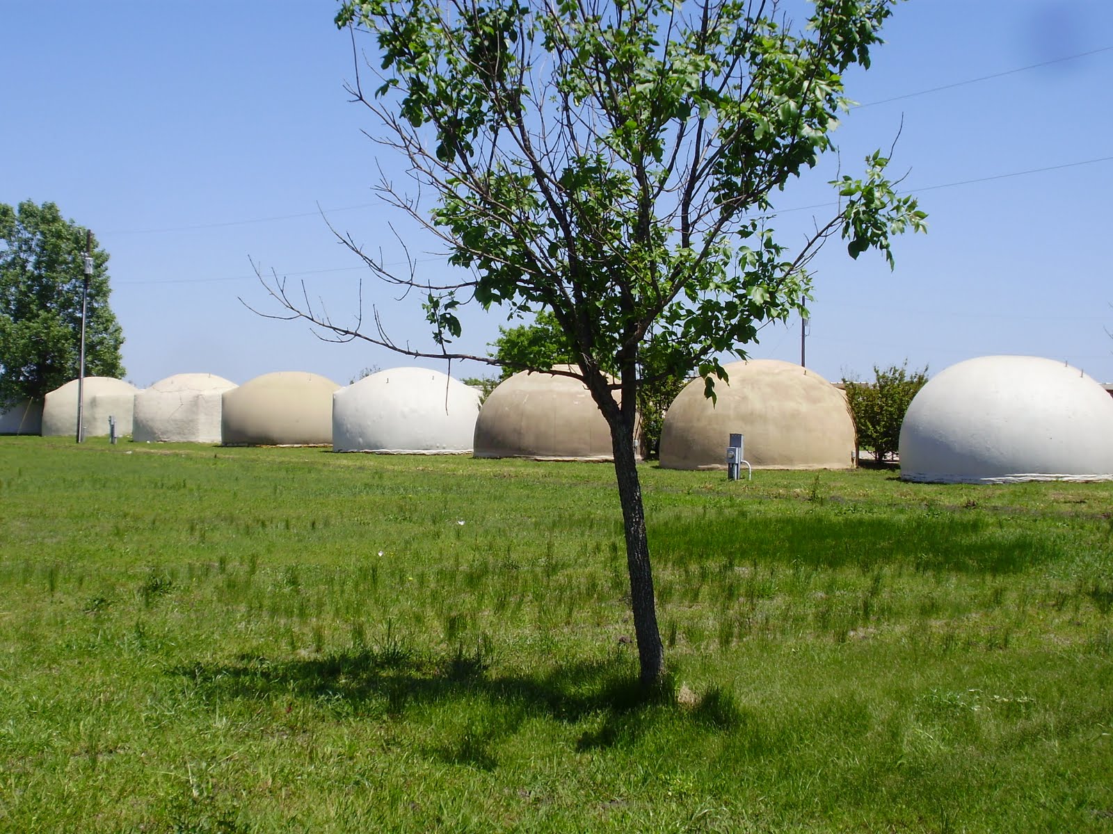 Life at 55 mph Monolithic Dome Institute in Italy, Texas (click here