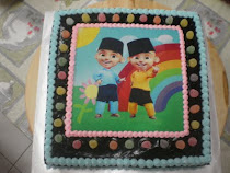 Upin Ipin + gummies chocolate cake