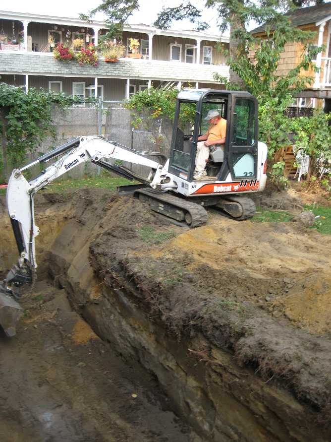 [Digging+Foundation+sm.JPG]