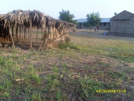 [Escola+Khunkwe.JPG]
