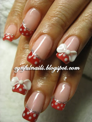 This is a widely seen design in nail magazines and also popular