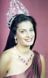 Black Aquini: Miss Universe 1993 - Dayanara Torres Black Aquini: Miss Universe 1993 - Dayanara Torres