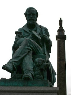 James Clerk Maxwell statue 1