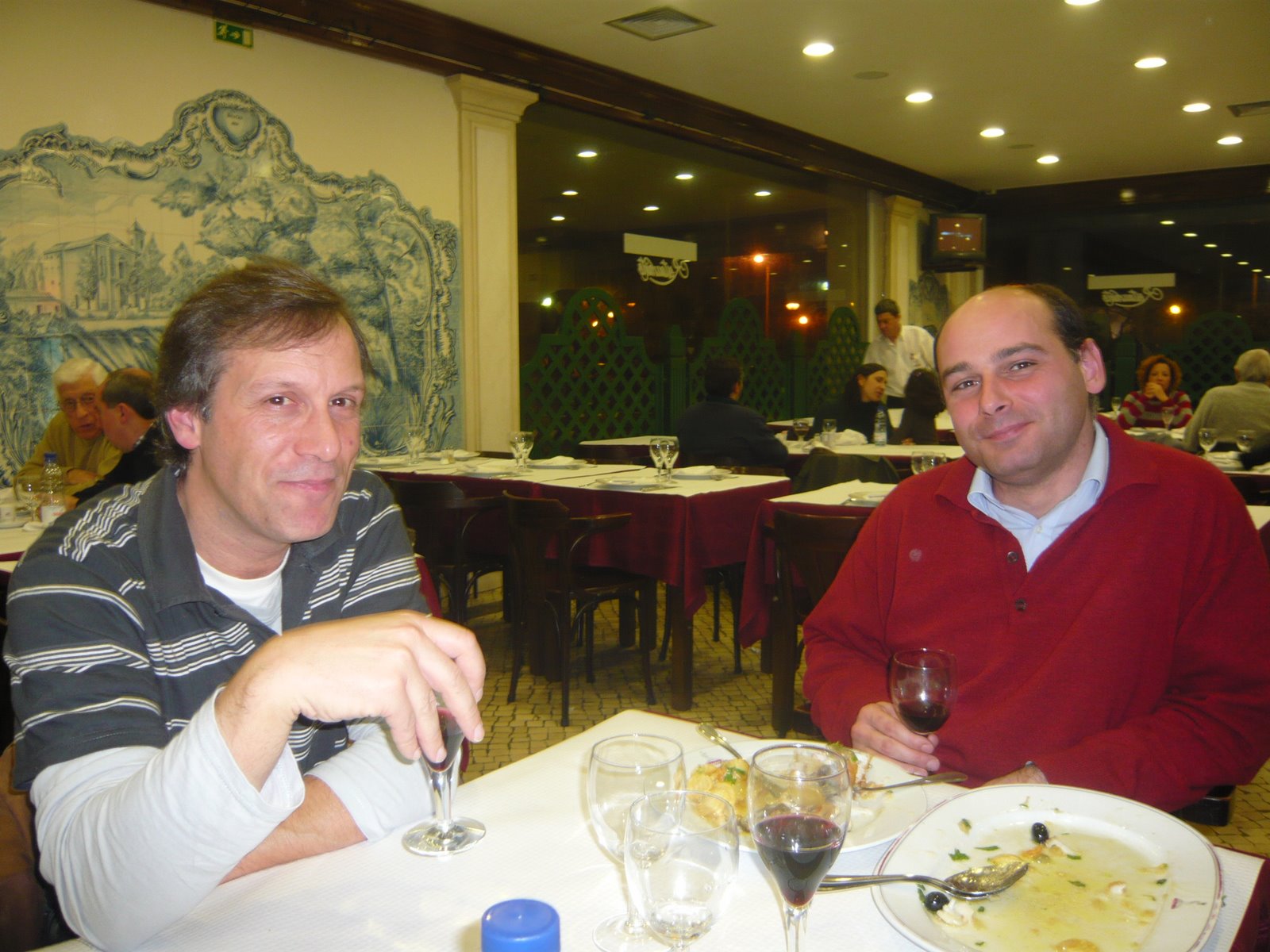 [P1050108-Fernado+e+Telmo.JPG]