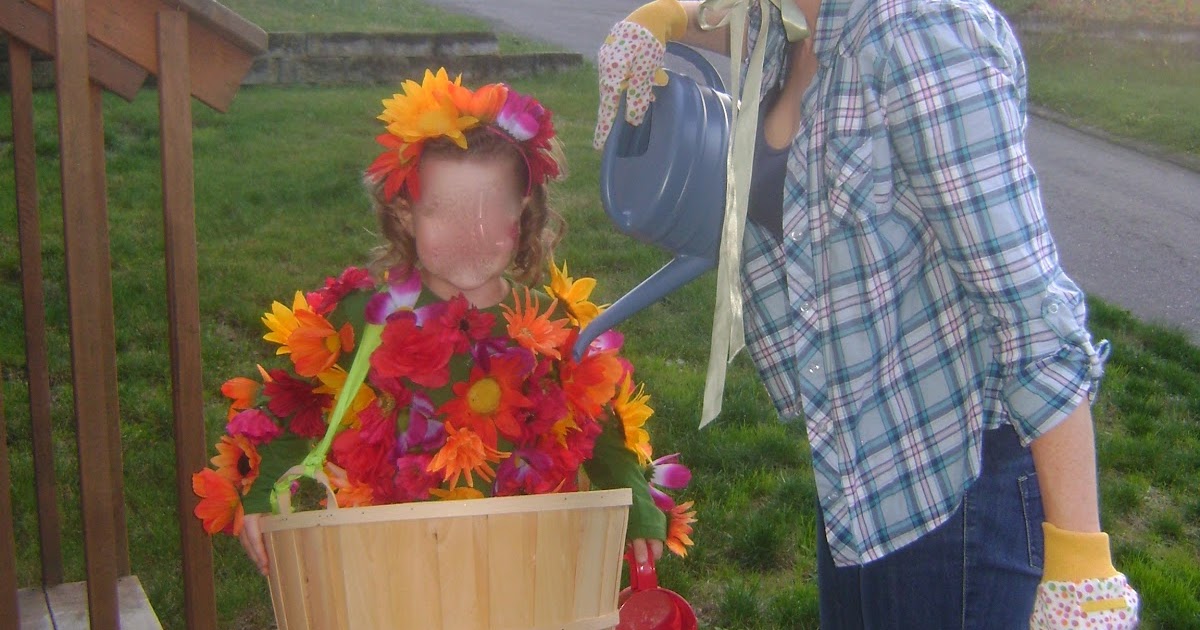 Ruffles and Roses Kid's Flower Pot Halloween Costume Guest Tutorial!