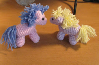 العاب اطفال من الكروشيه Tiny+Pony-Tiny+Unicorn2