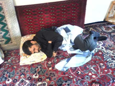 http://2.bp.blogspot.com/__wuNo3Ts-wc/S0HxKK0edBI/AAAAAAAAABg/b7AXHu5aOSI/s400/iran-presiden.jpg