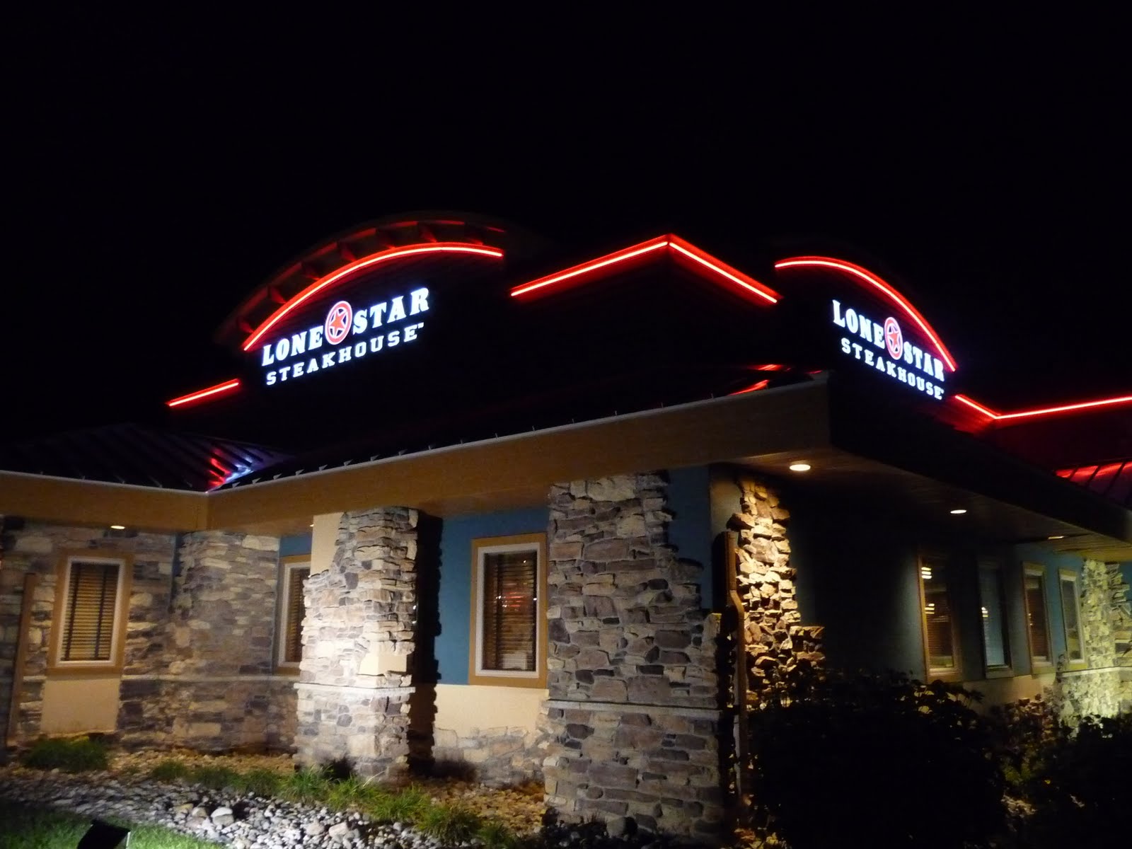 Mad Jack's Shack Restaurant Review Lone Star Steakhouse and Saloon