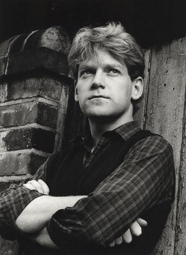 R E N D A A N ر ن د آ ن Behind The Seen