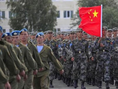 http://2.bp.blogspot.com/_a-ZiWkYqOVk/TJ9xjZDHtNI/AAAAAAAAApY/P6ETO4mggaI/s1600/russia+china+militar.jpg
