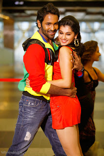 http://2.bp.blogspot.com/_a3ZI07KGbwA/TTmcUGsI7NI/AAAAAAAAHtA/wFzV9-lVnQ4/s320/vastadu-naa-raju-movie-stills-005.jpg