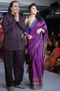 Jacqueline Fernandez at Chennai International Fashion Week - Photos