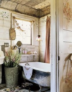 [Bathroom-tub-window-HTOURS0505-de.jpg]