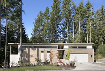 Natural Plywood House by Tyler Engle Architects Natural Plywood House