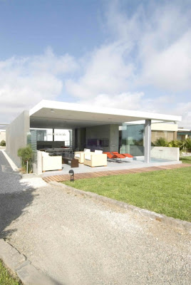 Tropical+Seafront+House+by+Juan+Carlos+Doblado Stunning Tropical Seafront House by Juan Carlos Doblado