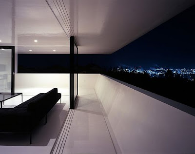 Mountain+and+Sea+Residence+by+Suppose+Design+Office Scenic Mountain and Sea Residence by Suppose Design Office