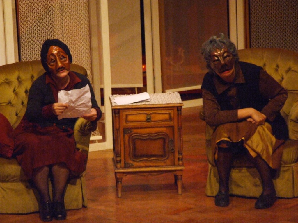 [Compressed.ANINANDO+setubal306.jpg]