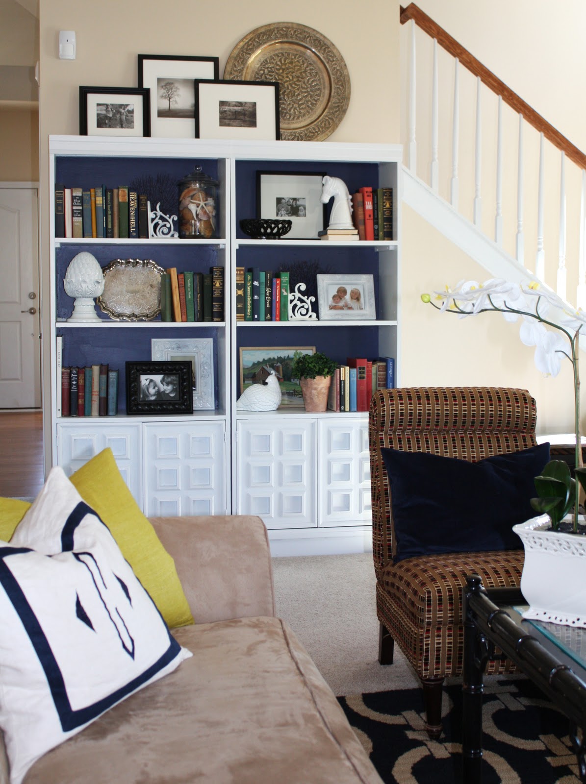 Adventures in Bookcase Styling Emily A. Clark