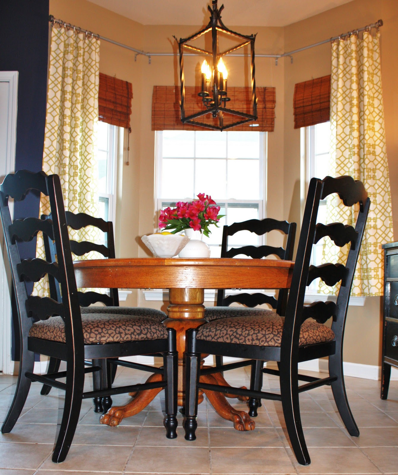 Hanging Curtains On Bay Windows 