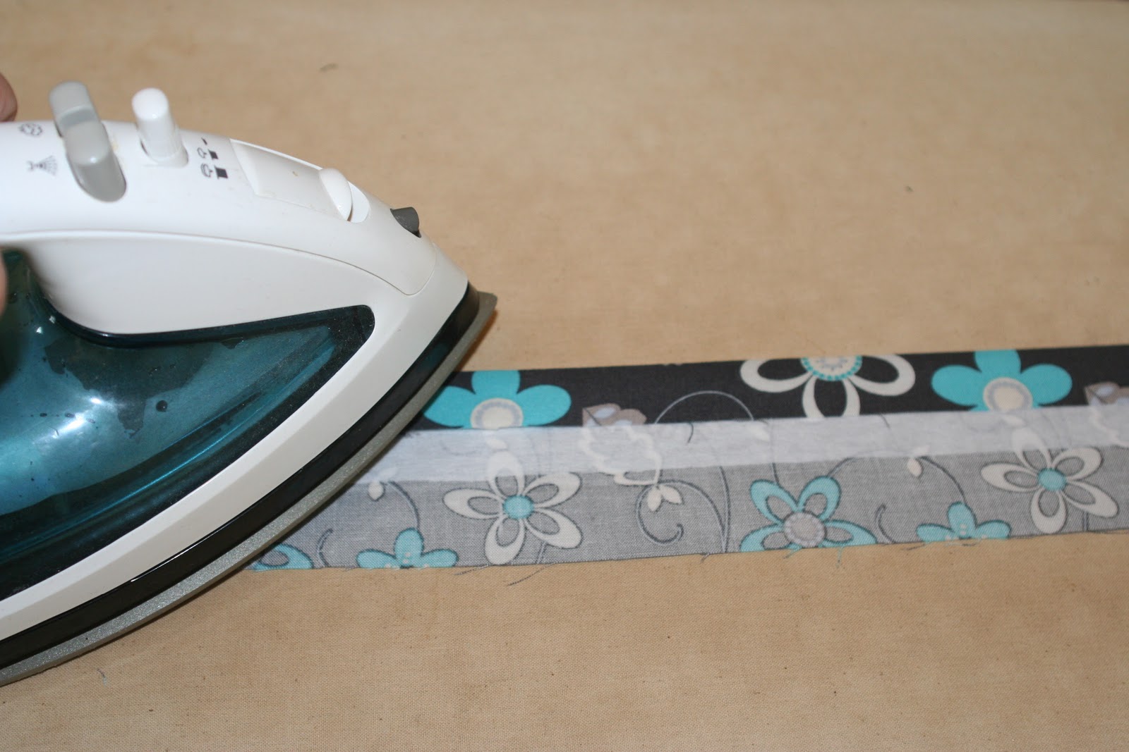 Sew Loquacious Belt Buckle Purse Strap Tutorial