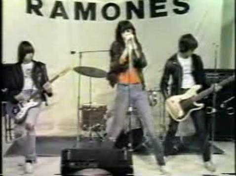 [RAMONES.JPG]